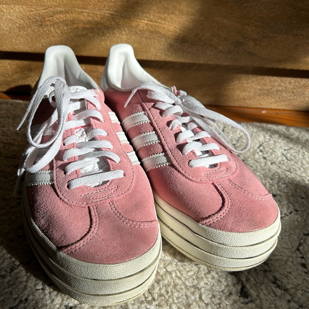 WORN ONCE - Adidas Gazelle Platform Sneakers